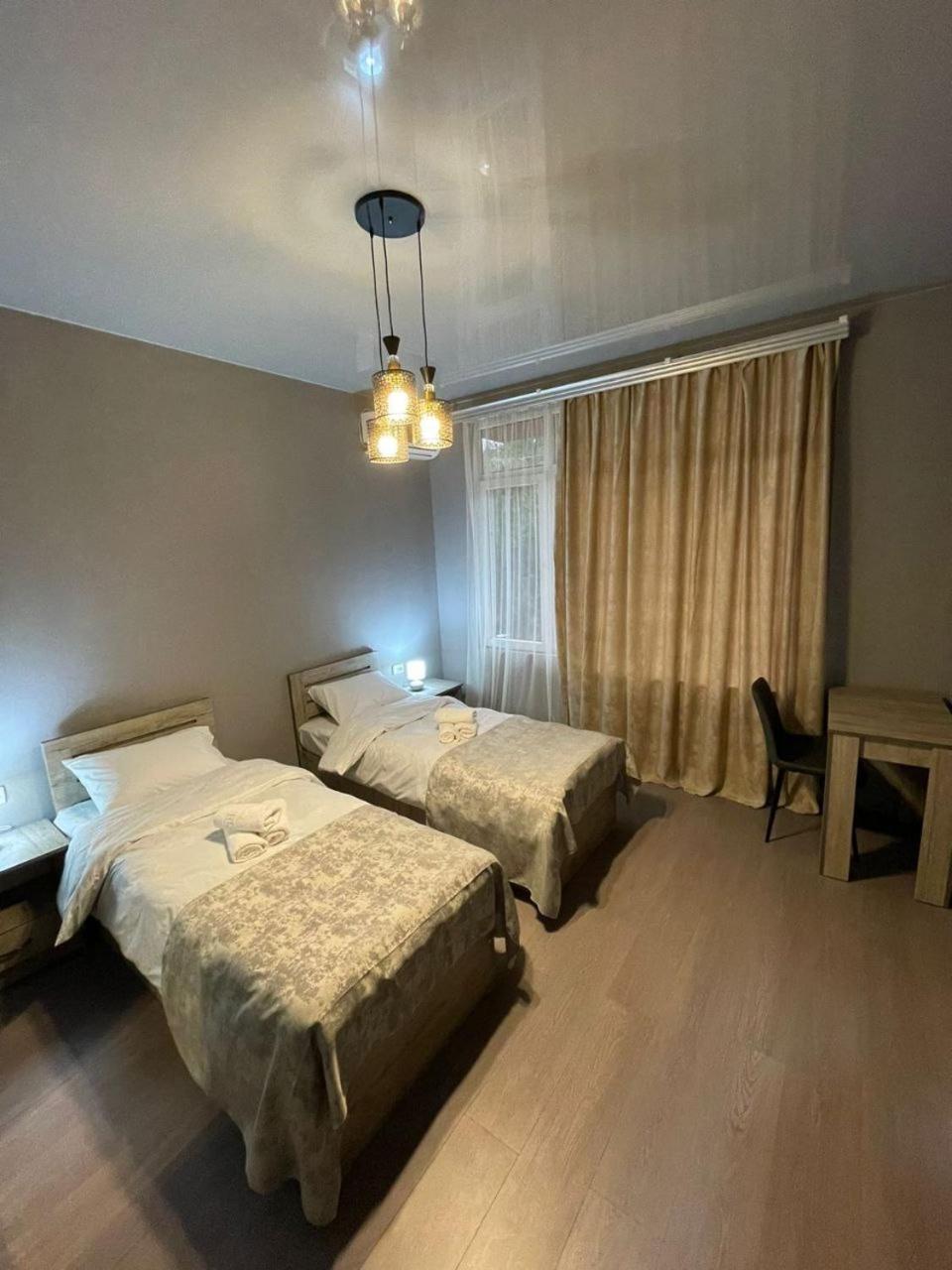 Hotel Lumi Zugdidi Exterior foto
